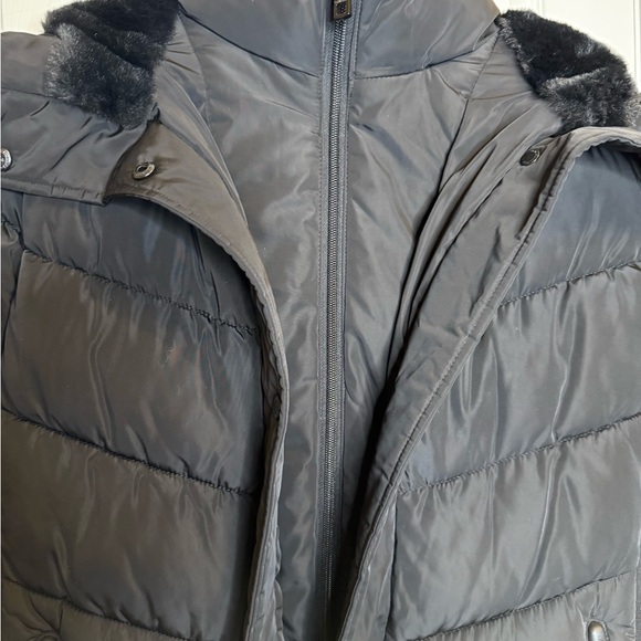 Calvin Klein | Women's Black Puffer Jacket - Picture 6 of 13